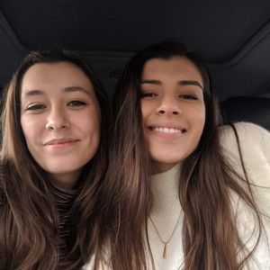 Meet your Posher, Heidi & Hope